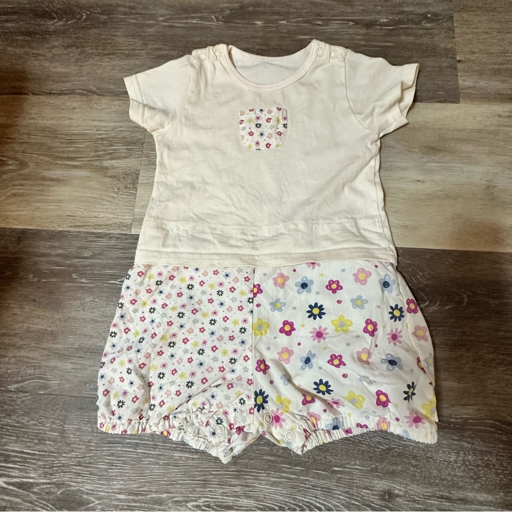Floral Baby Floral Romper with Short Sleeves